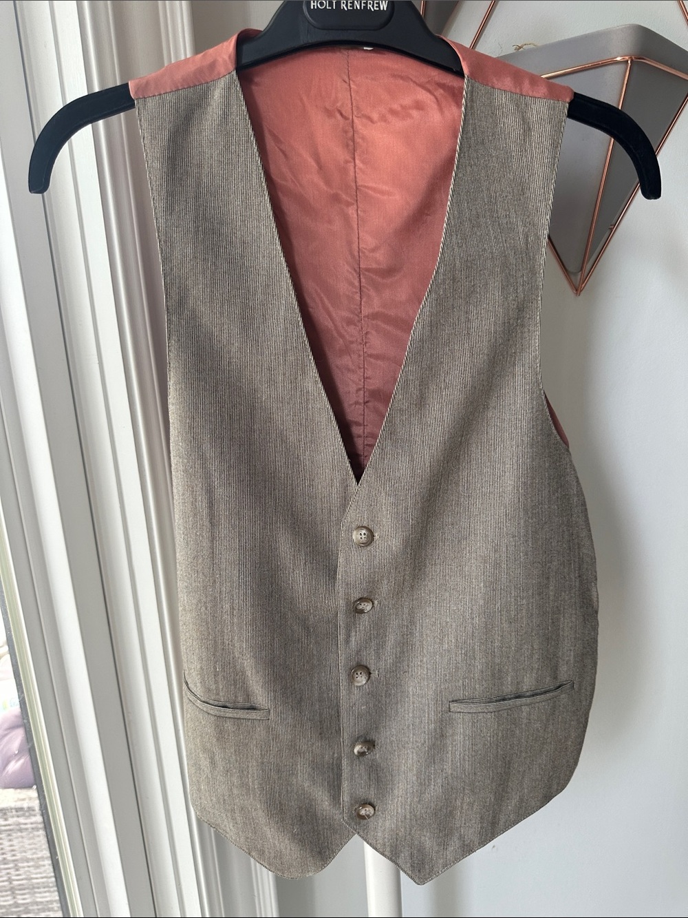VINTAGE 90s Men's Tan Herringbone Waistcoat Suit Vest Fall Layering Piece S/M
